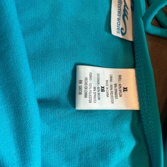 California waves 2 piece bikini top D/DD underwire/cups, XL bottom aqua blue - Picture 9 of 13
